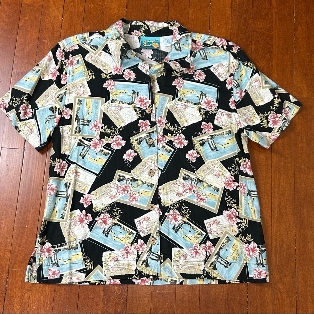 Y2K Bahama Beach Women’s Small Short Sleeve Button Up Shirt Travel Hawaiian